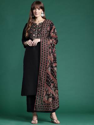 Floral Yoke Design Thread Work Kurta With Trousers & Dupatta 1