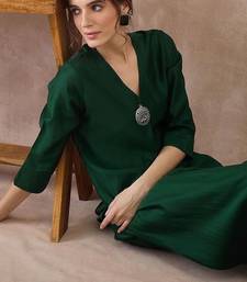 Women Regular Liva Kurta with Trousers