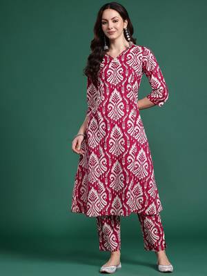 Women Ethnic Motifs Printed Pure Cotton Kurta with Trousers 1