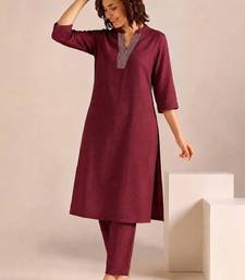 Women Regular Thread Work Kurta with Trousers
