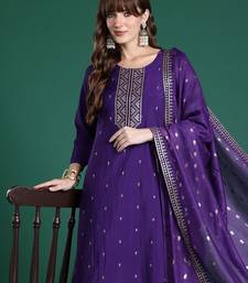 Ethnic Motifs Embroidered Sequinned Kurta with Trousers & Dupatta