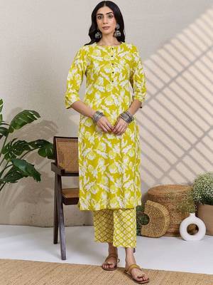 Women Floral Printed Regular Pure Cotton Kurta with Trousers & With Dupatta 3