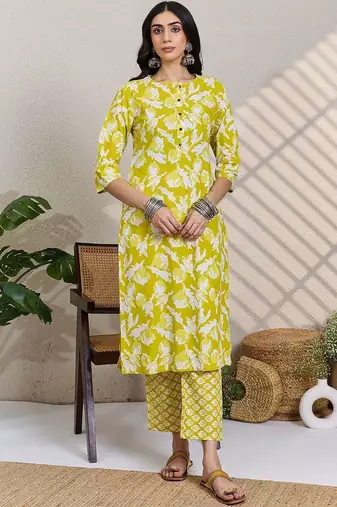 Women Floral Printed Regular Pure Cotton Kurta with Trousers & With Dupatta