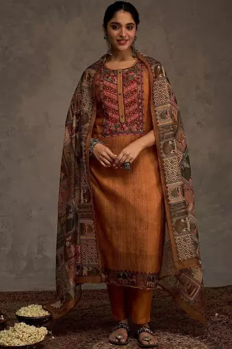 Ethnic Motifs Yoke Design Sequinned Chanderi Cotton Kurta With Trousers & Dupatta
