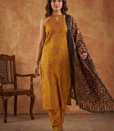 Women Regular Kurta with Trousers & With Dupatta