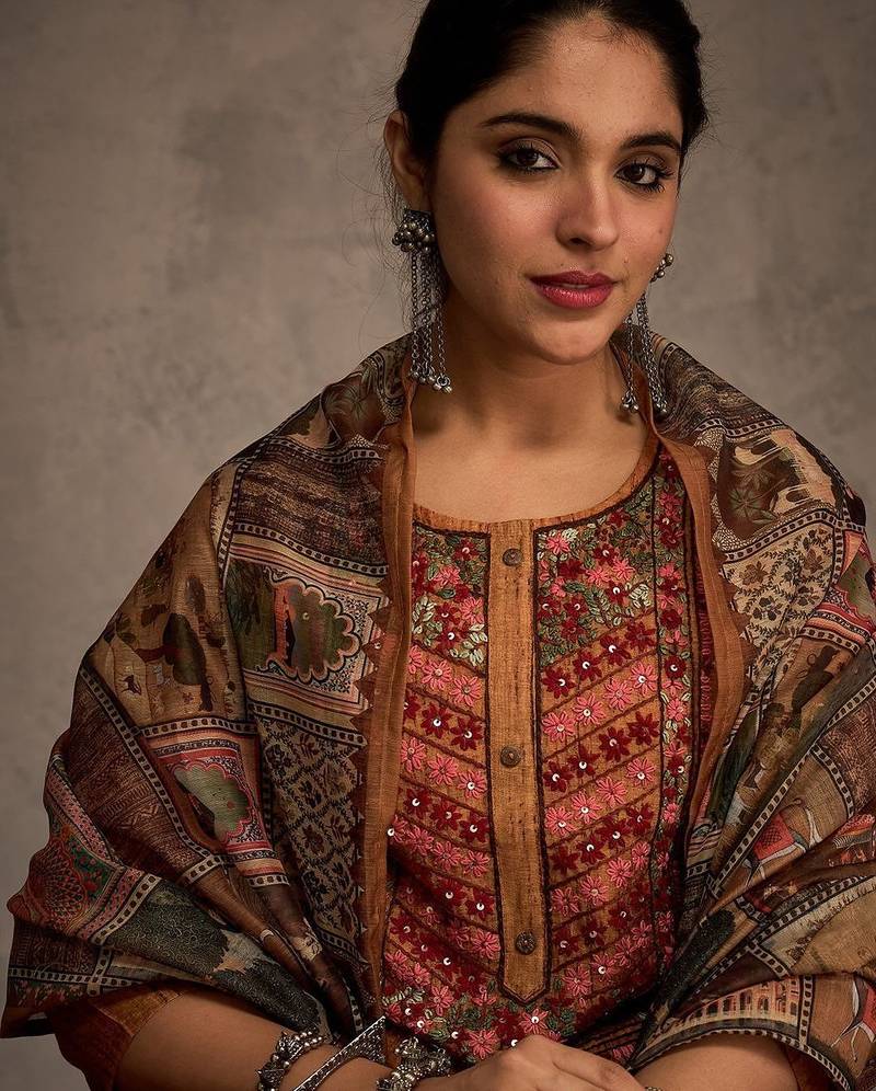 Ethnic Motifs Yoke Design Sequinned Chanderi Cotton Kurta With Trousers & Dupatta