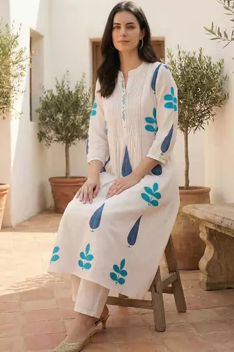 Women Ethnic Motifs Printed Panelled Mirror Work Pure Cotton Kurta with Trousers
