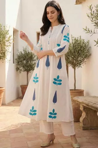 Women Ethnic Motifs Printed Panelled Mirror Work Pure Cotton Kurta with Trousers