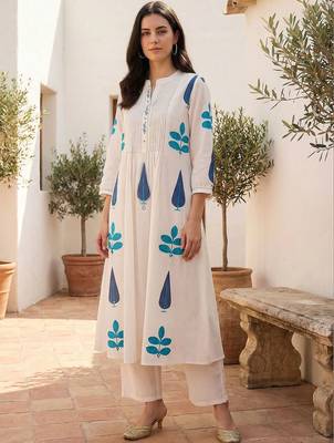 Women Ethnic Motifs Printed Panelled Mirror Work Pure Cotton Kurta with Trousers 4