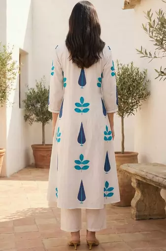 Women Ethnic Motifs Printed Panelled Mirror Work Pure Cotton Kurta with Trousers