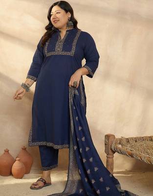 Plus Size Blue Printed Straight Kurta Trousers With Dupatta Set 1