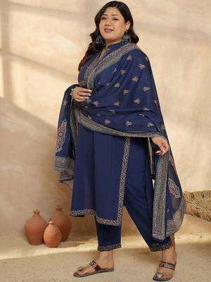 Plus Size Blue Printed Straight Kurta Trousers With Dupatta Set 3