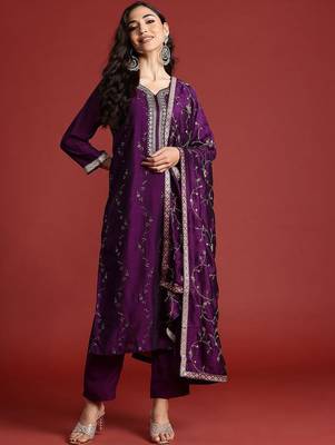 Floral Embroidered Sequinned Kurta With Trousers & Dupatta 1