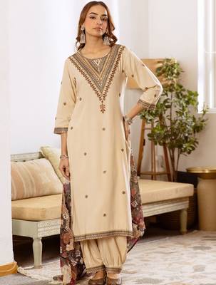 Women Floral Embroidered Regular Thread Work Kurta with Patiala & With Dupatta 1