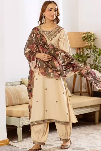 Women Floral Embroidered Regular Thread Work Kurta with Patiala & With Dupatta
