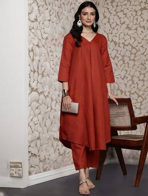 Women Solid Front Pleated A Line Republic Day Kurta Set 1