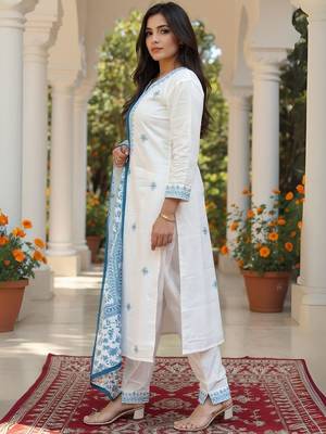Women Ethnic Motifs Embroidered Pure Cotton Kurta with Trouser & Dupatta 4