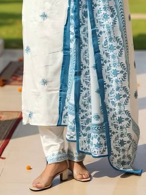Women Ethnic Motifs Embroidered Pure Cotton Kurta with Trouser & Dupatta 5