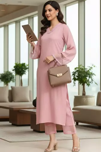 Women Regular Thread Work Silk Crepe Kurta with Trousers