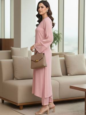Women Regular Thread Work Silk Crepe Kurta with Trousers 7