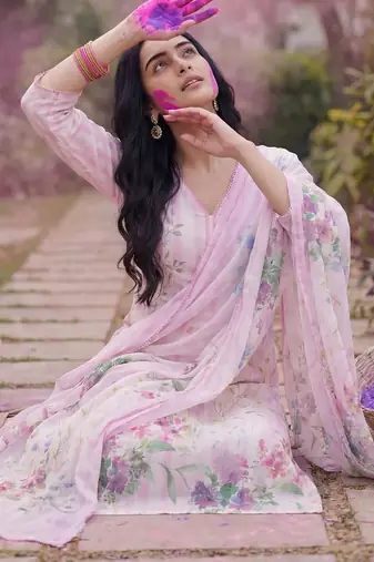 Women Floral Printed Regular Linen Kurta & Trousers With Floral Dupatta