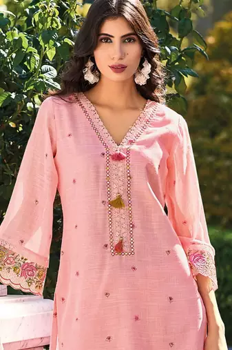 Women Floral Embroidered Thread Work Linen Kurta with Trousers & With Dupatta