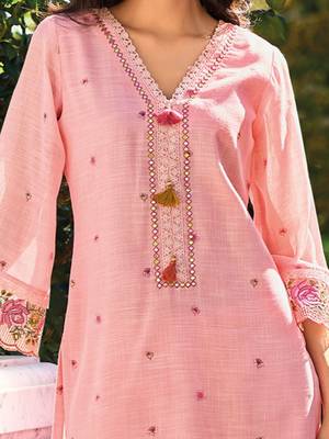 Women Floral Embroidered Thread Work Linen Kurta with Trousers & With Dupatta 4