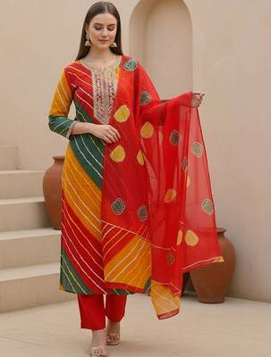Women Leheriya Dyed Regular Thread Work Kurta with Trousers & With Dupatta 3