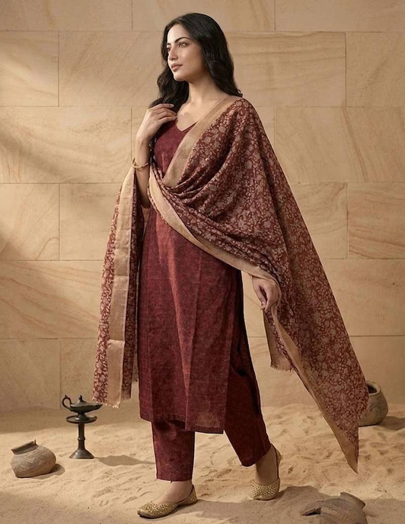 Women Regular Kurta with Trousers & With Dupatta