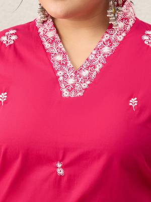 Women Plus Size Embroidered Regular Thread Work Pure Cotton Kurta with Trousers 2