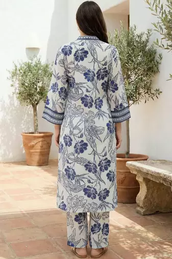 Women Floral Printed Regular Pure Cotton Kurta with Trousers