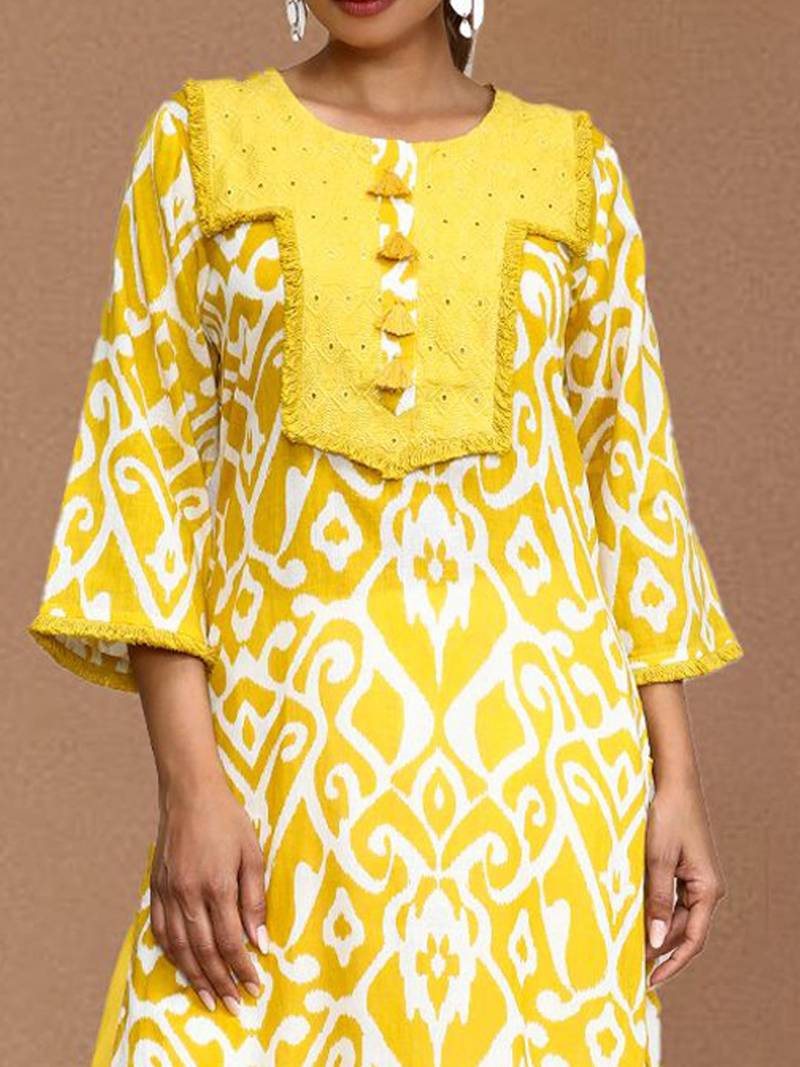 Women Ethnic Motifs Printed Regular Kurta with Trouser