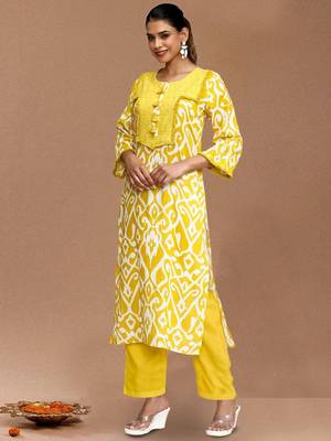 Women Ethnic Motifs Printed Regular Kurta with Trouser 4