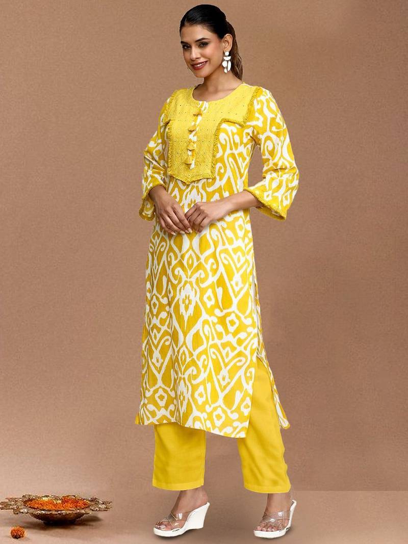 Women Ethnic Motifs Printed Regular Kurta with Trouser