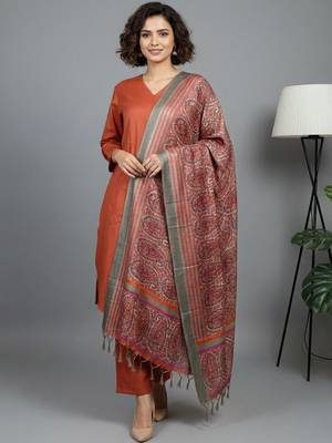 Women Ethnic Motifs Regular Kurta with Trousers & With Dupatta 1