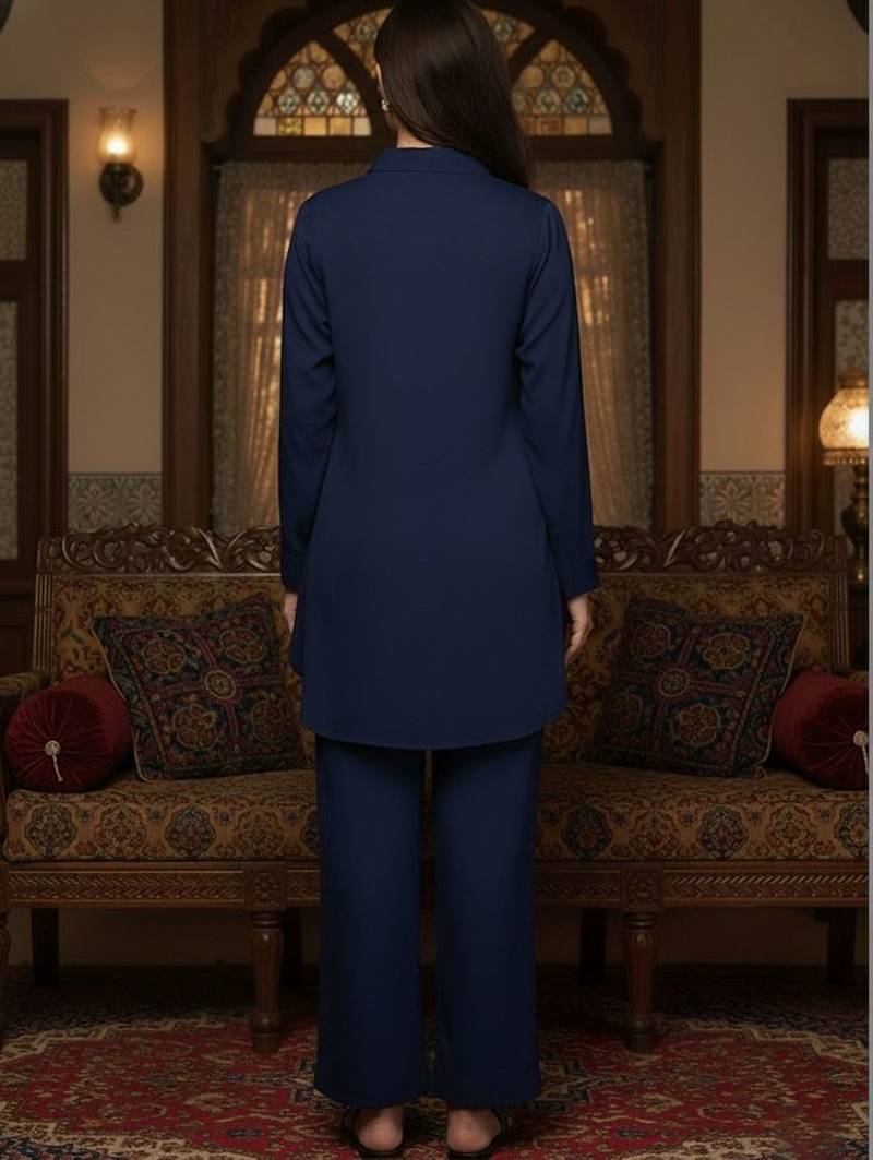 Women Regular Kurta with Trousers
