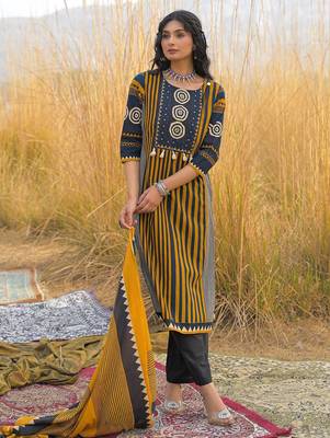 Women Printed Regular Thread Work Pure Cotton Kurta with Trousers & With Dupatta 1