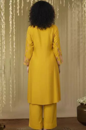 Women Ethnic Motifs Embroidered Tiered Thread Work Kurta with Palazzos