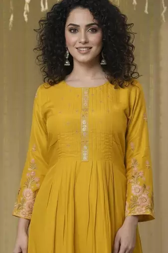 Women Ethnic Motifs Embroidered Tiered Thread Work Kurta with Palazzos