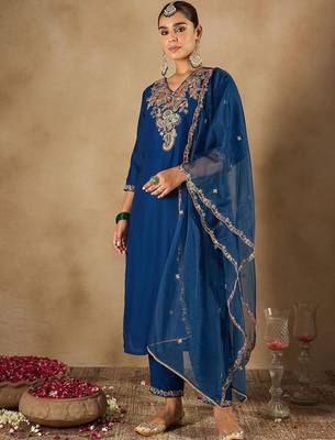 Women Ethnic Motifs Embroidered Regular Liva Kurta with Trousers & With Dupatta 6