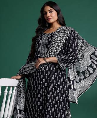 Plus Size Printed Pure Cotton Kurta with Trousers & Dupatta 2
