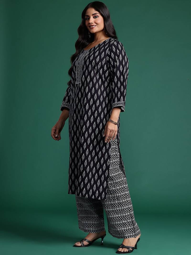 Plus Size Printed Pure Cotton Kurta with Trousers & Dupatta