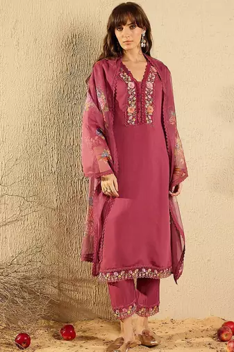 Women Floral Yoke Design Regular Thread Work Kurta with Trousers & With Dupatta