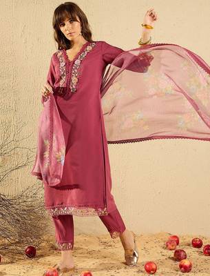 Women Floral Yoke Design Regular Thread Work Kurta with Trousers & With Dupatta 7
