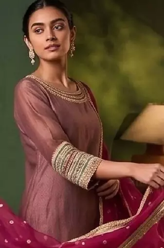 Women Ethnic Motifs Regular Kurta with Trousers & With Dupatta