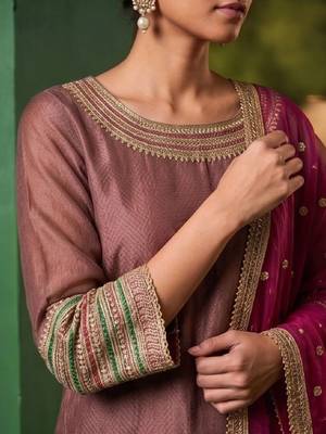 Women Ethnic Motifs Regular Kurta with Trousers & With Dupatta 7