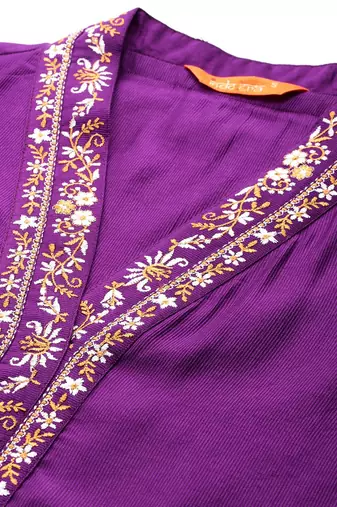 Floral Thread Work Liva Kurta with Trousers & With Dupatta