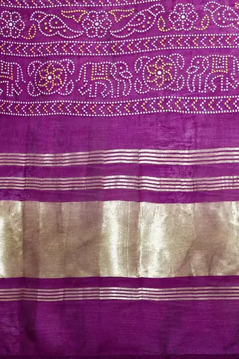 Floral Thread Work Liva Kurta with Trousers & With Dupatta