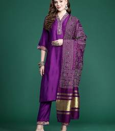Floral Thread Work Liva Kurta with Trousers & With Dupatta