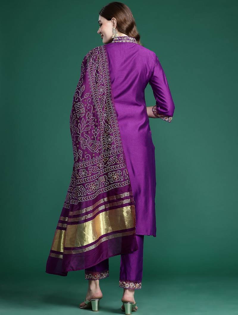 Floral Thread Work Liva Kurta with Trousers & With Dupatta